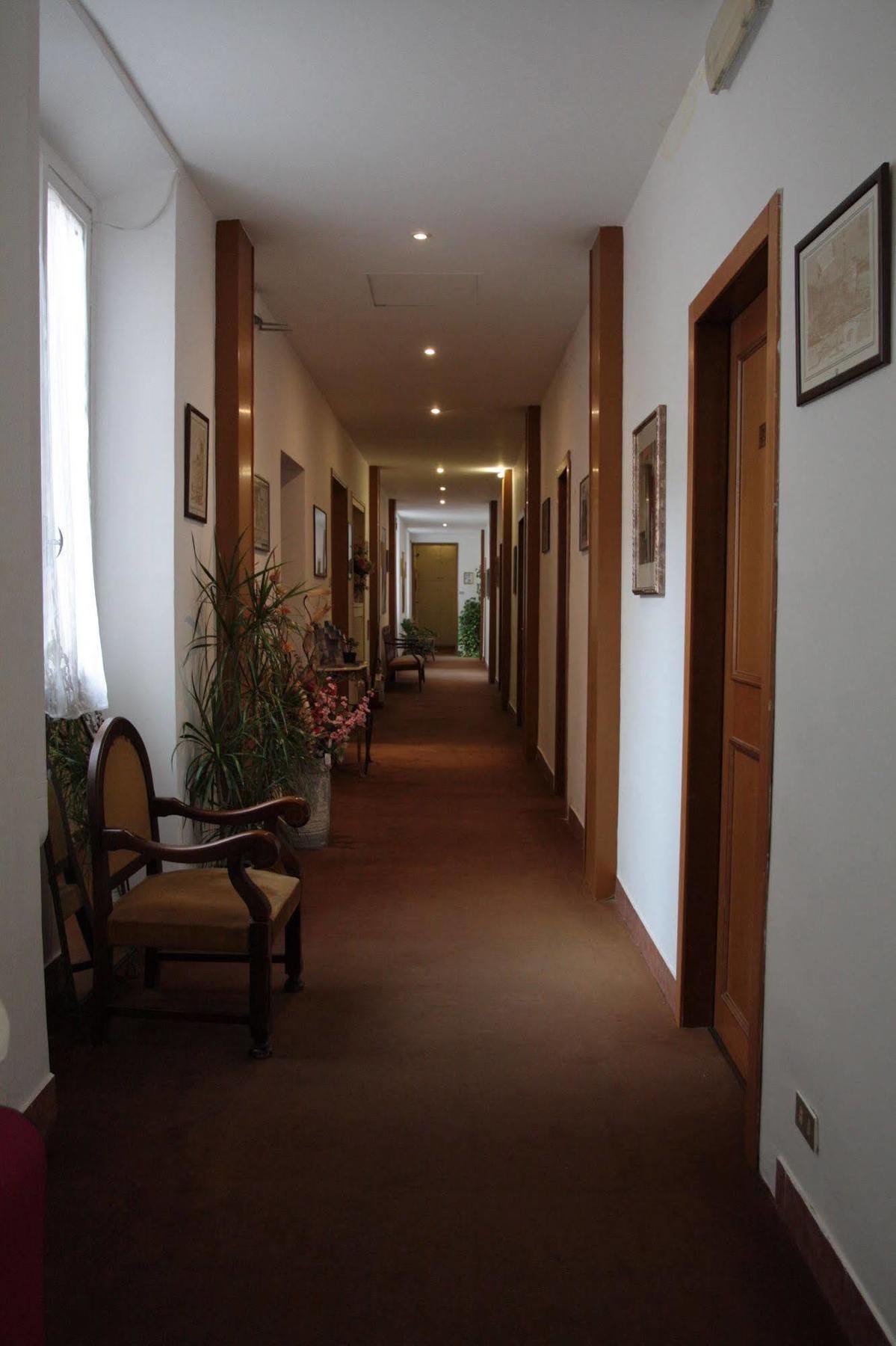 Hotel Genzianella Florencja Zewnętrze zdjęcie